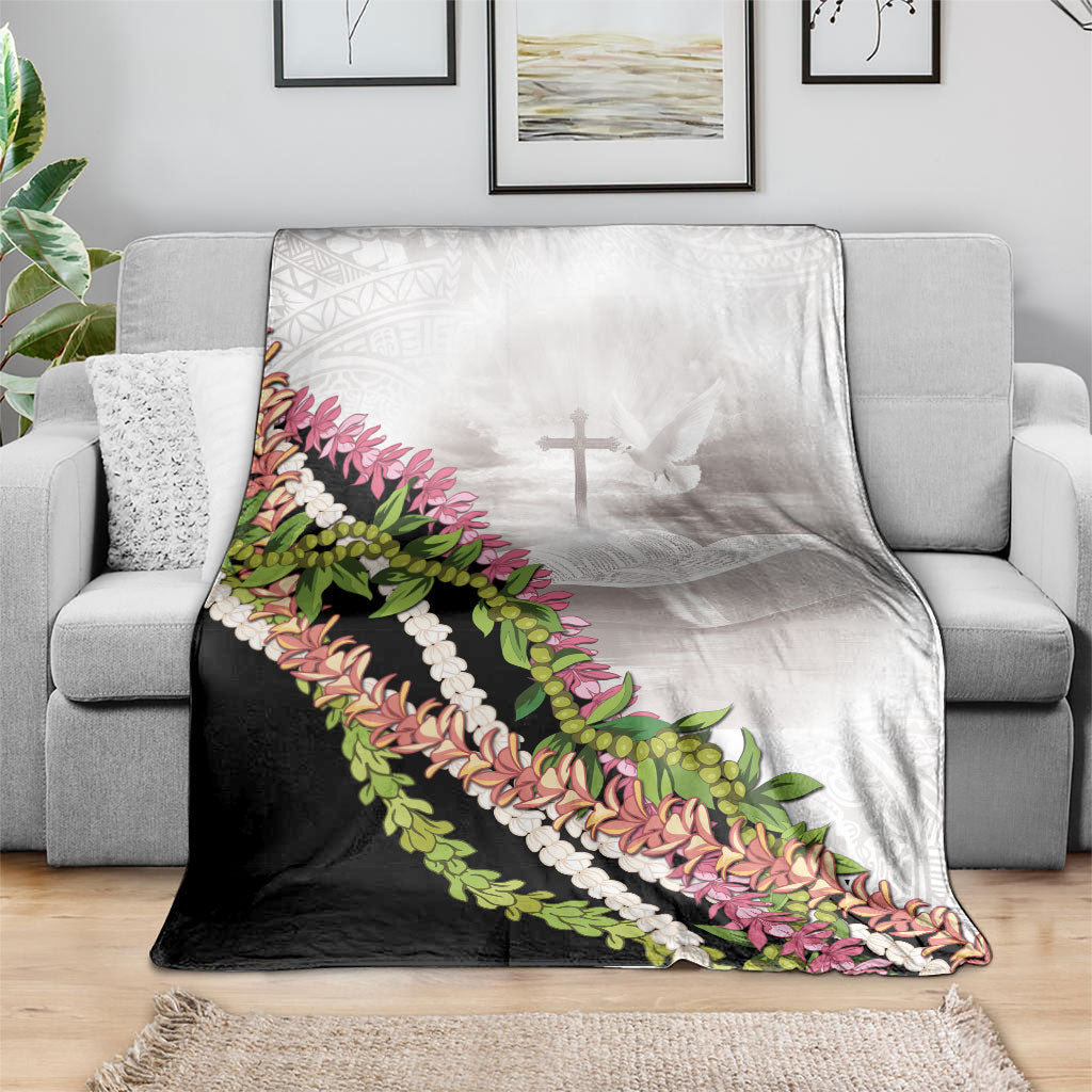 Hawaii Mokihana Mix Pikake Leis Mahalo 'Olelo Blanket White Tapa