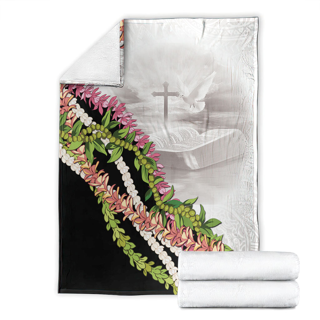 Hawaii Mokihana Mix Pikake Leis Mahalo 'Olelo Blanket White Tapa