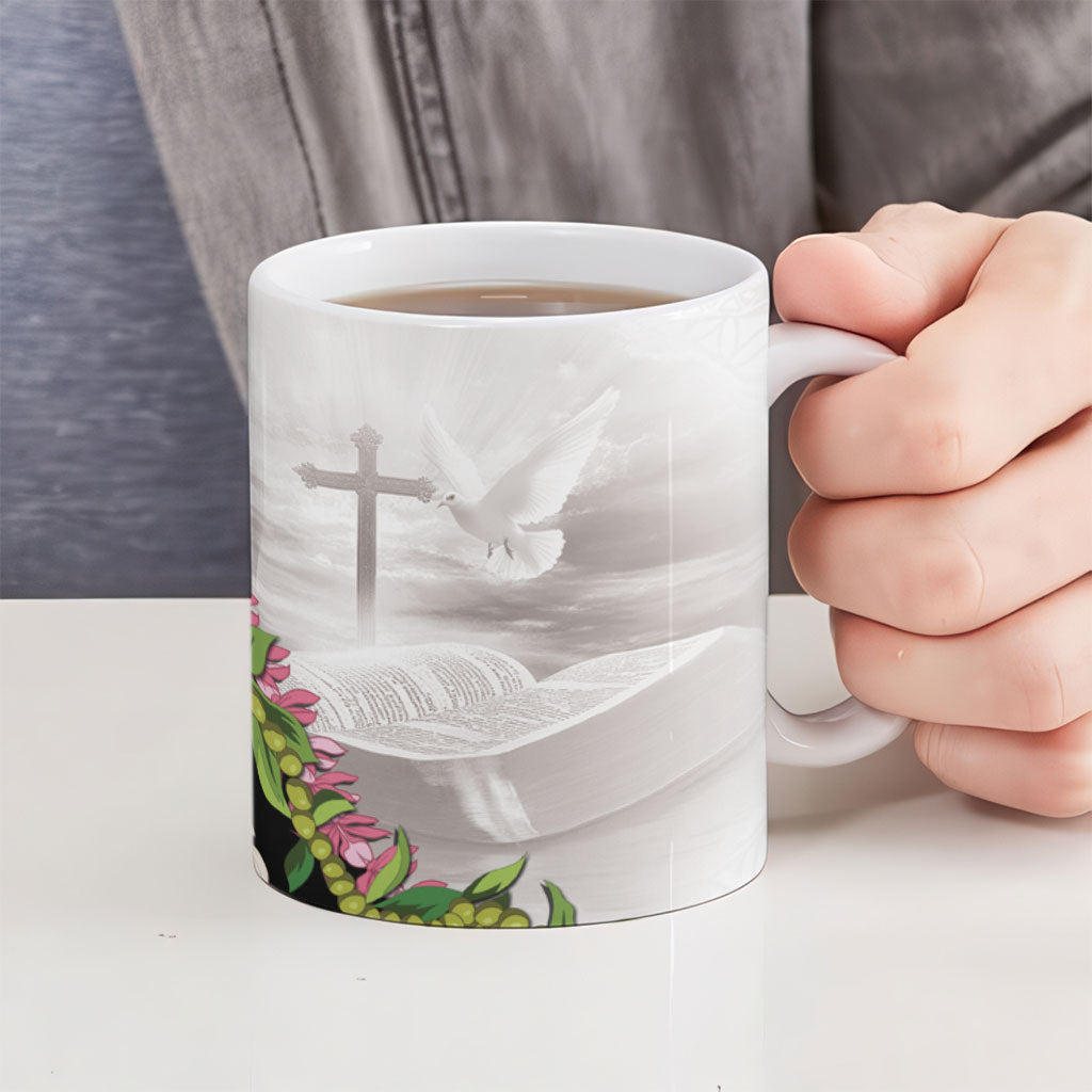 Hawaii Mokihana Mix Pikake Leis Mahalo 'Olelo Ceramic Mug White Tapa