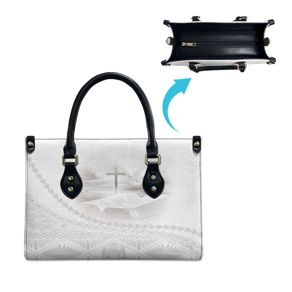 Tonga White Sunday Fakame Leather Bag Tokelaufeletoa Kupesi