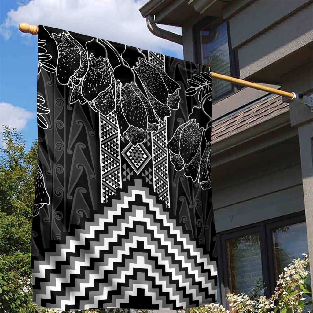 Aotearoa Taniko Pattern Garden Flag Poutama Mix Kowhai Flowers LT7 - Polynesian Pride