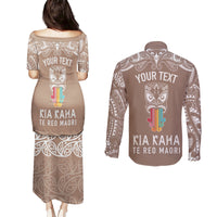 personalised-kia-kaha-te-reo-maori-couples-matching-puletasi-dress-and-long-sleeve-button-shirts-hei-tiki-mix-koru-brown