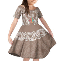 personalised-kia-kaha-te-reo-maori-kid-short-sleeve-dress-hei-tiki-mix-koru-brown