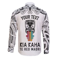personalised-kia-kaha-te-reo-maori-family-matching-long-sleeve-bodycon-dress-and-hawaiian-shirt-hei-tiki-mix-koru-white