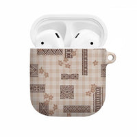 Hawaiian Quilt Tapa On Beige Palaka Motifs AirPods Case