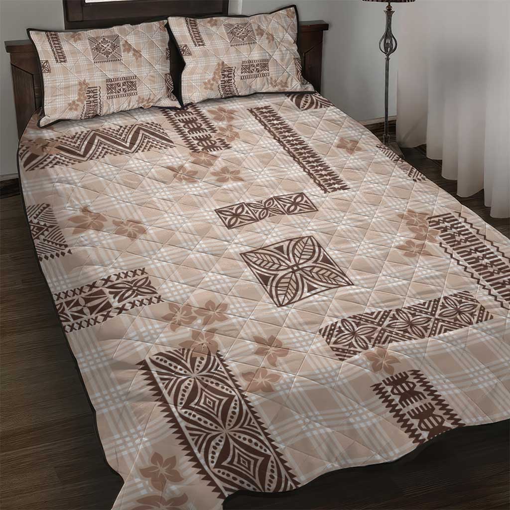 Hawaiian Quilt Tapa On Beige Palaka Motifs Quilt Bed Set