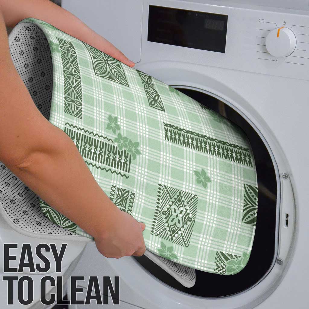 Hawaiian Quilt Tapa On Pastel Mint Palaka Motifs Bathroom Set