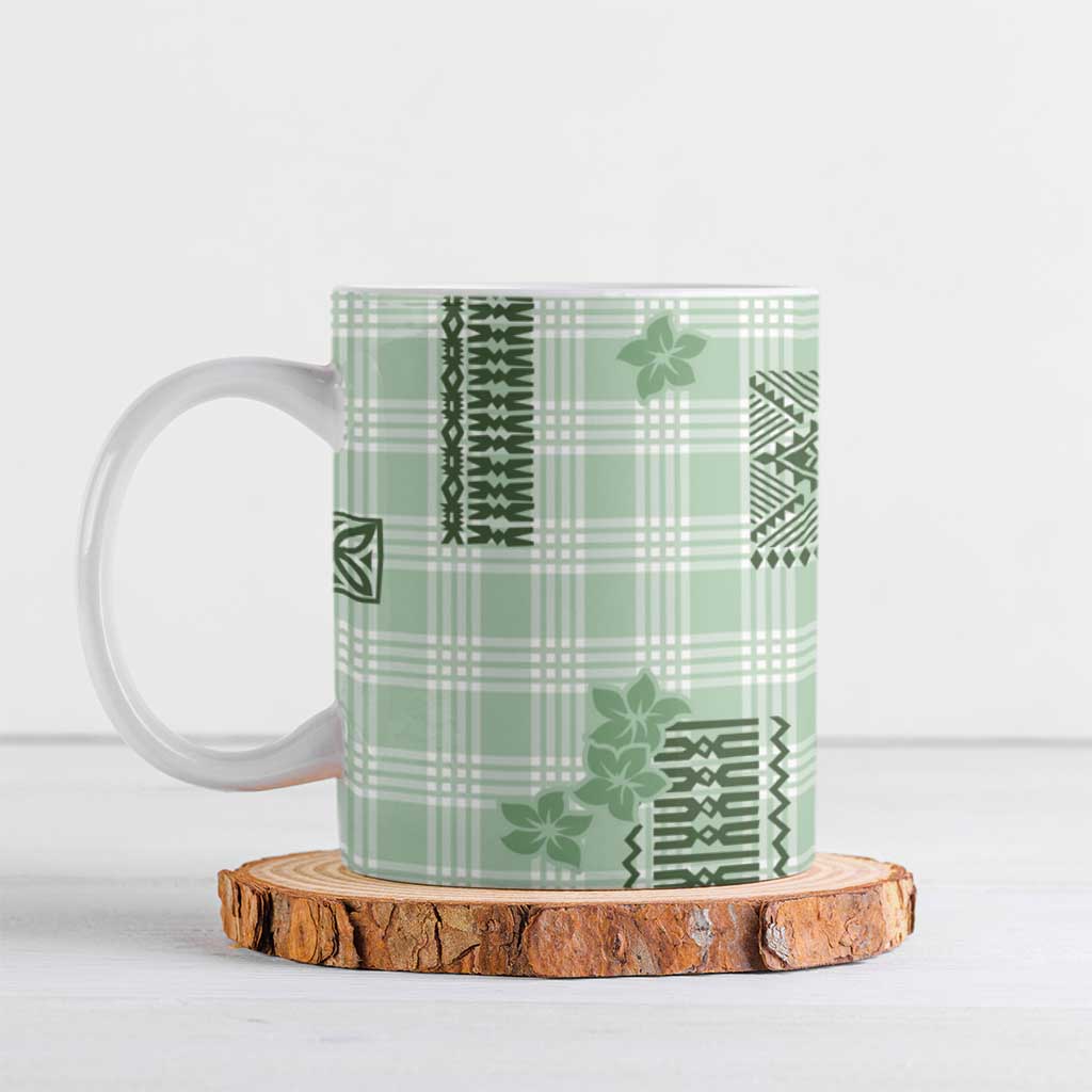 Hawaiian Quilt Tapa On Pastel Mint Palaka Motifs Ceramic Mug