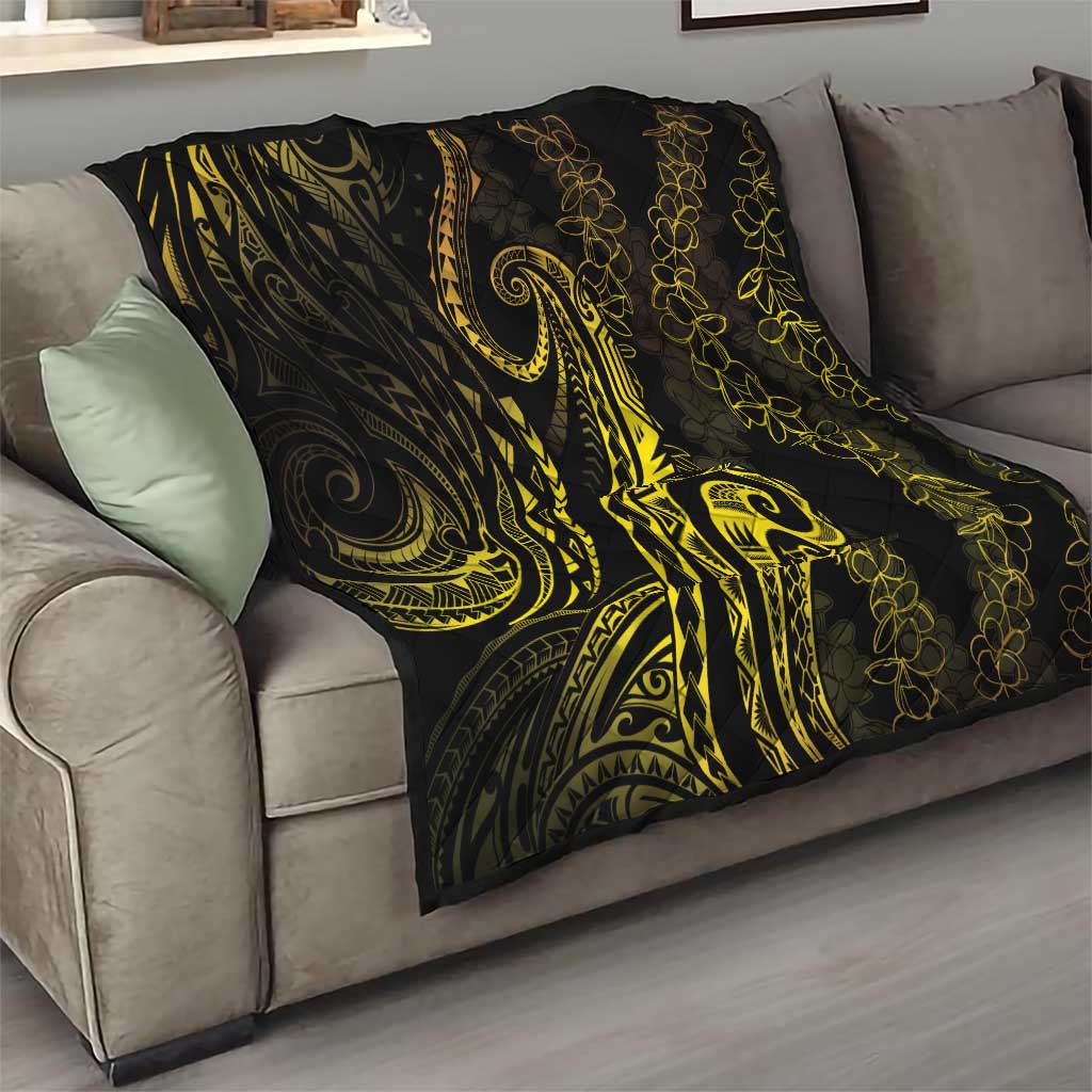 Polynesia Plumeria Lei Quilt Black Gold Curves Motif