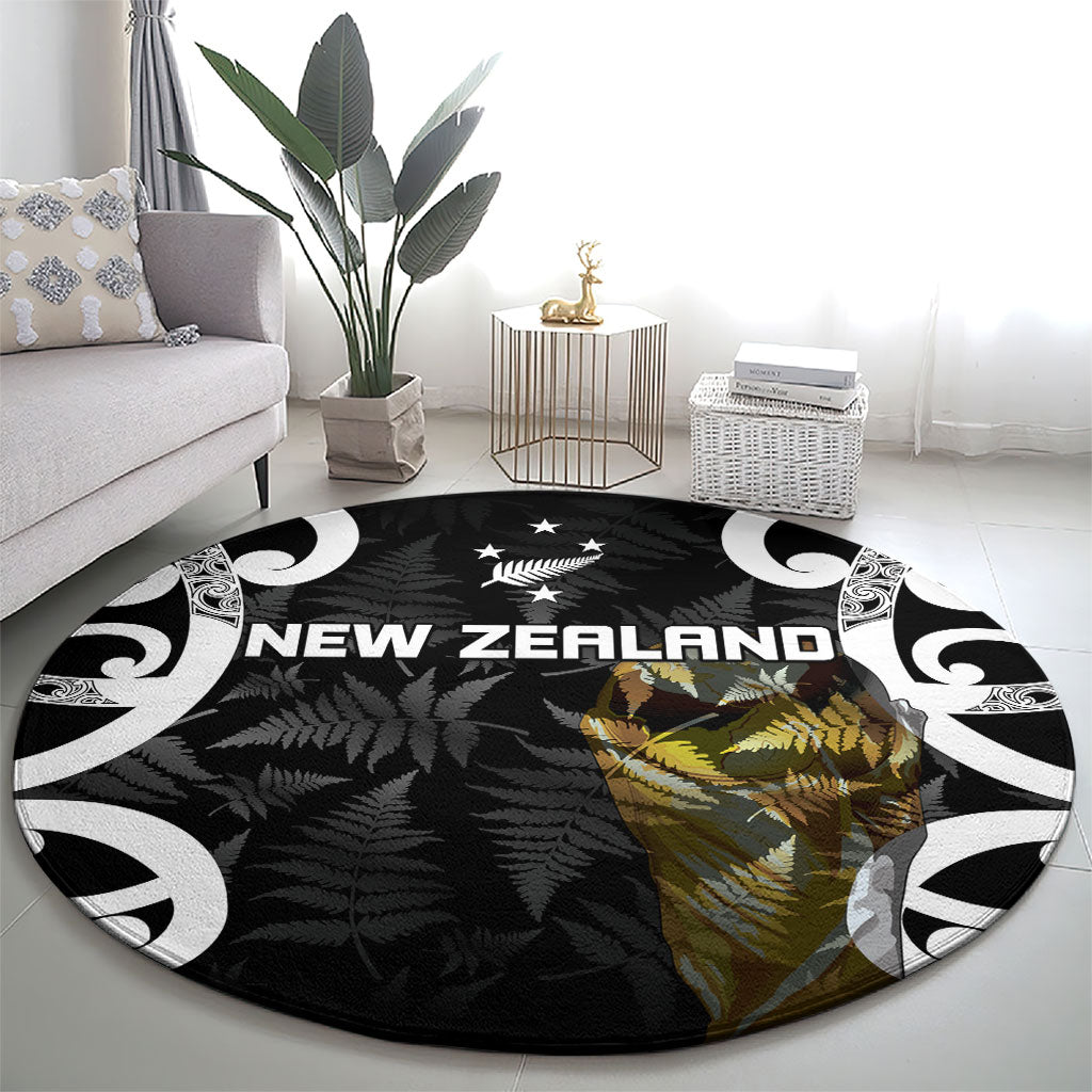 New Zealand WC2026 Black Round Carpet Silver Fern