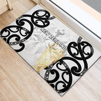 New Zealand WC2026 White Rubber Doormat Silver Fern