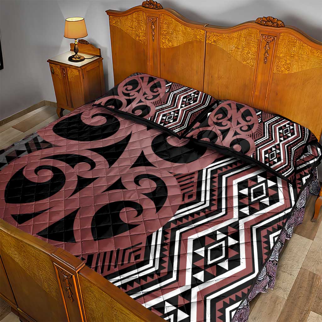 Maori Taniko Patterns Quilt Bed Set Brown Patiki Motifs Mix Whakairo Ngaru