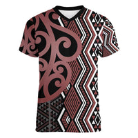 Maori Taniko Patterns Women V-Neck T-Shirt Brown Patiki Motifs Mix Whakairo Ngaru