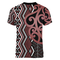 Maori Taniko Patterns Women V-Neck T-Shirt Brown Patiki Motifs Mix Whakairo Ngaru
