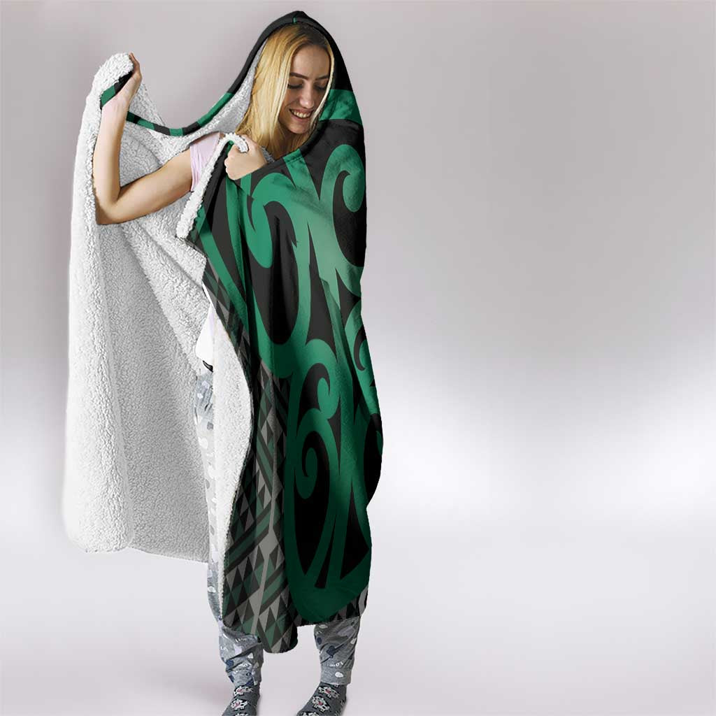 Maori Taniko Patterns Hooded Blanket Pounamu Patiki Motifs Mix Whakairo Ngaru LT7 - Polynesian Pride