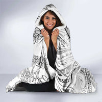 Polynesia Plumeria Lei Hooded Blanket White Curves Motif