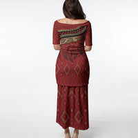 Aotearoa Maori Waikato Tainui Iwi Puletasi Korowai Tukutuku Kaokao Motifs
