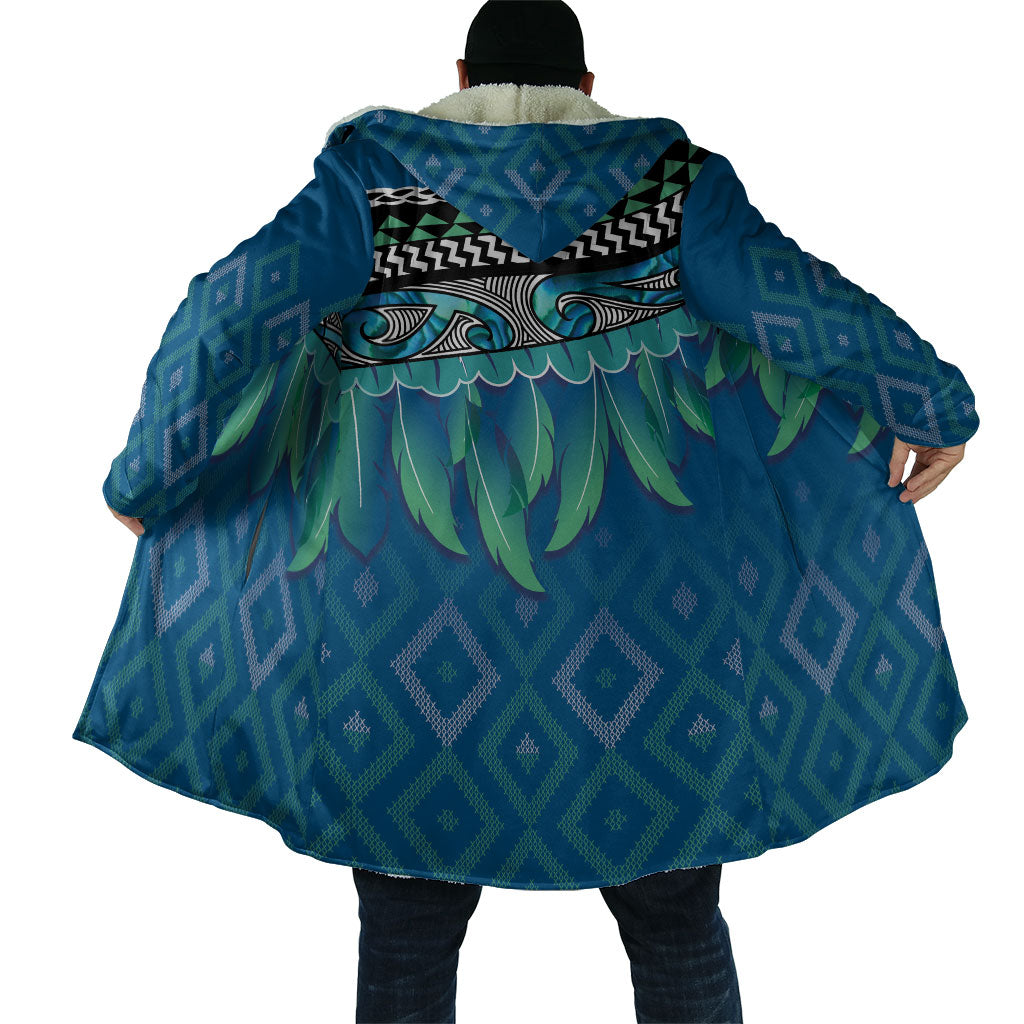 Aotearoa Maori Ngati Kahungunu Iwi Paua Blue Cloak Korowai Tukutuku Kaokao Motifs