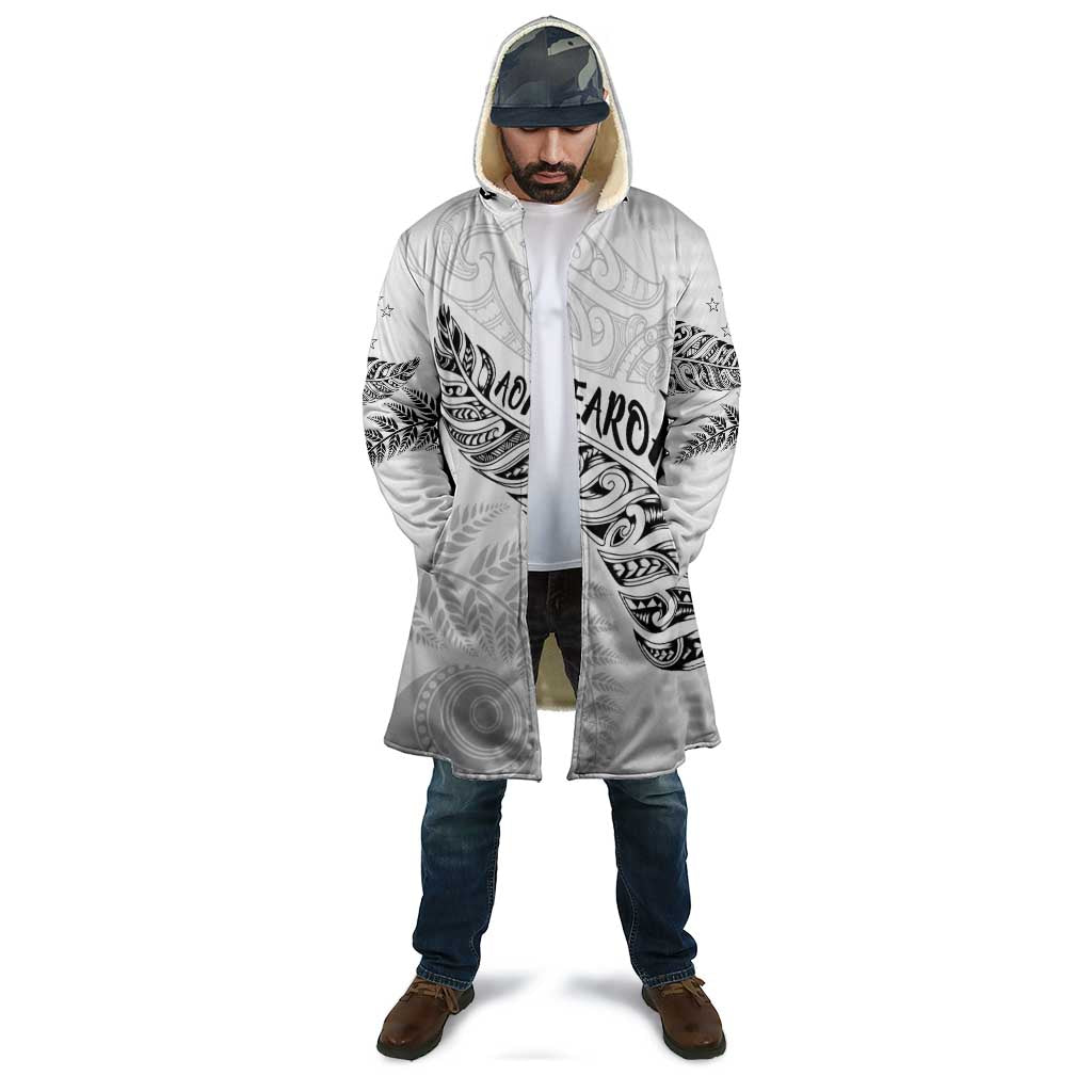 Aotearoa Personalized Lawn Bowls Maori Cloak New Zealand White Tribal Silver Fern - Polynesian Pride