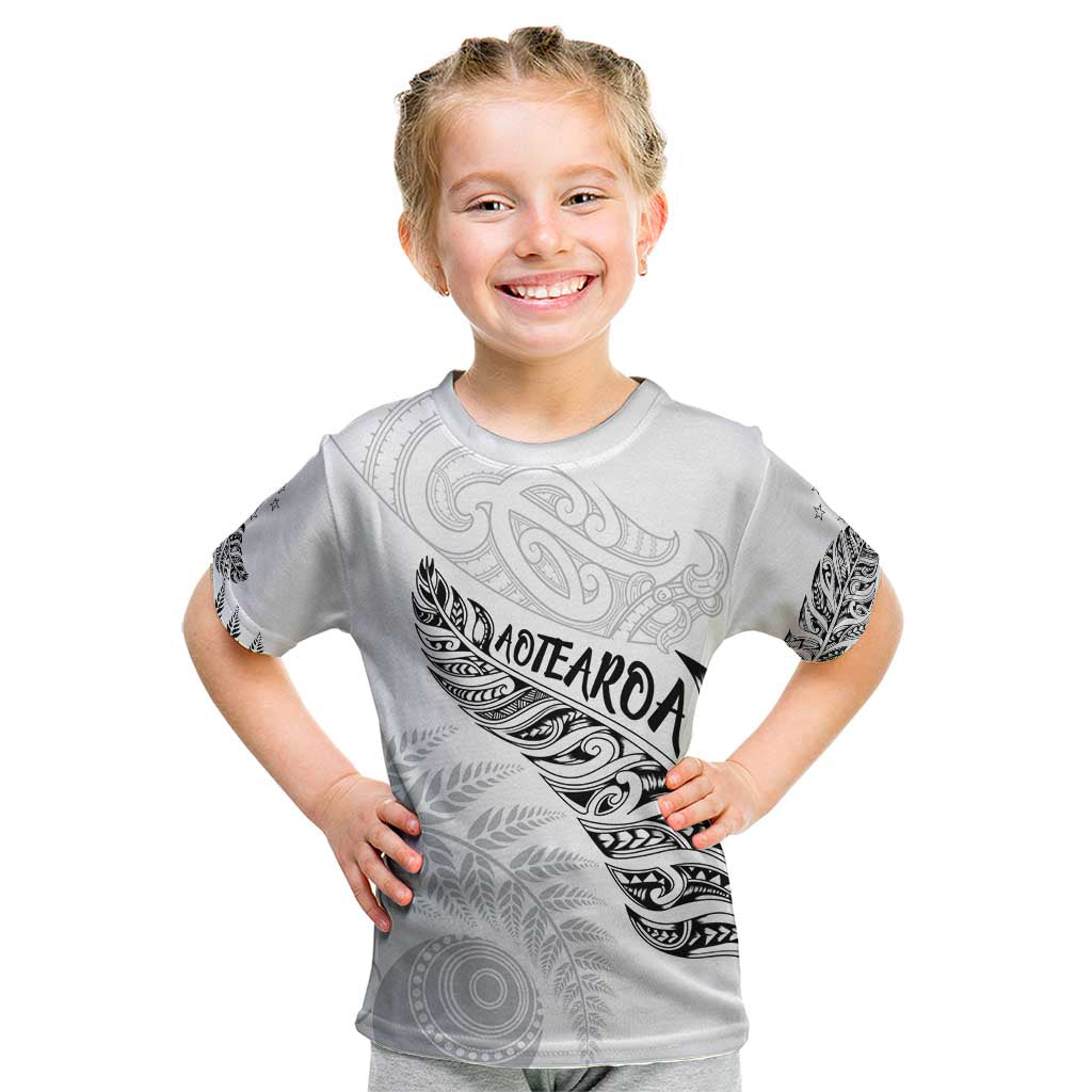 Aotearoa Personalized Lawn Bowls Maori Kid T Shirt New Zealand White Tribal Silver Fern - Polynesian Pride