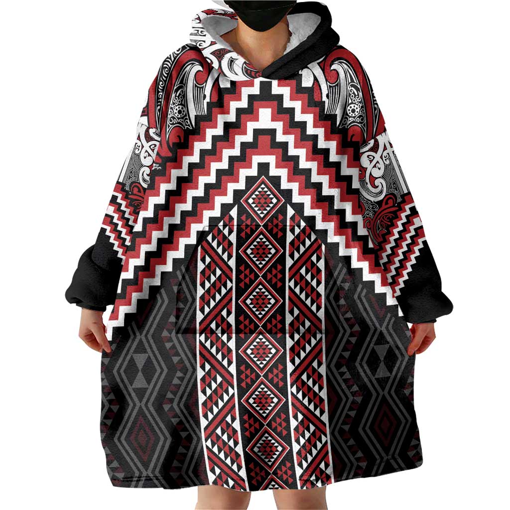 Maori Tukutuku Taniko Motifs Wearable Blanket Hoodie Red Poutama Mix Kowhaiwhai