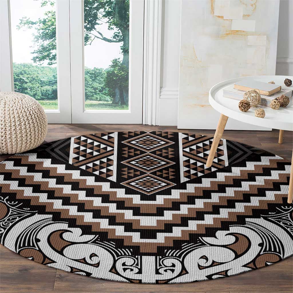 Maori Tukutuku Taniko Motifs Round Carpet Brown Poutama Mix Kowhaiwhai