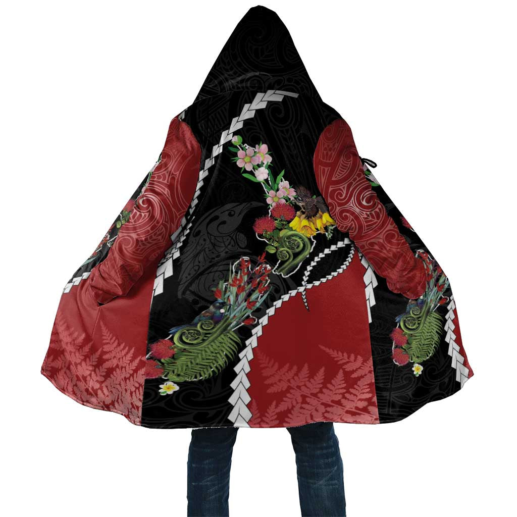 New Zealand Christmas Cloak Flora Map with Birds - Polynesian Pride