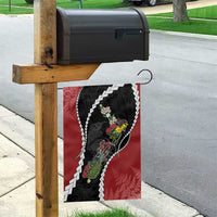 New Zealand Christmas Garden Flag Flora Map with Birds - Polynesian Pride