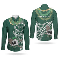Hawaii Rainbow Warriors Alumni Personalized Couples Matching Off Shoulder Maxi Dress and Long Sleeve Button Shirt Ti Maile Lei - Glory For The Warriors