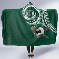 Hawaii Rainbow Warriors Alumni Hooded Blanket Ti Maile Lei - Glory For The Warriors