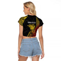 Personalized Papua New Guinea Raglan Cropped T Shirt Kundu Drum Carving Motifs