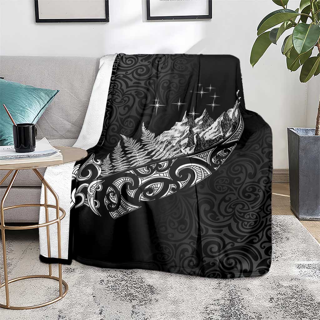 Maori Matariki Blanket Landscape Styled Fern - Monochrome