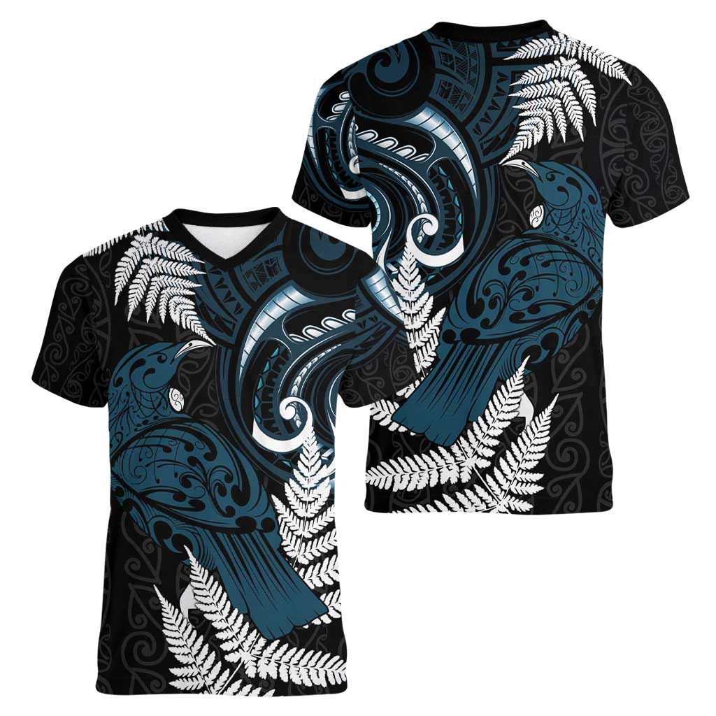 New Zealand Tui Bird Women V-Neck T-Shirt Maori Kowhaiwhai