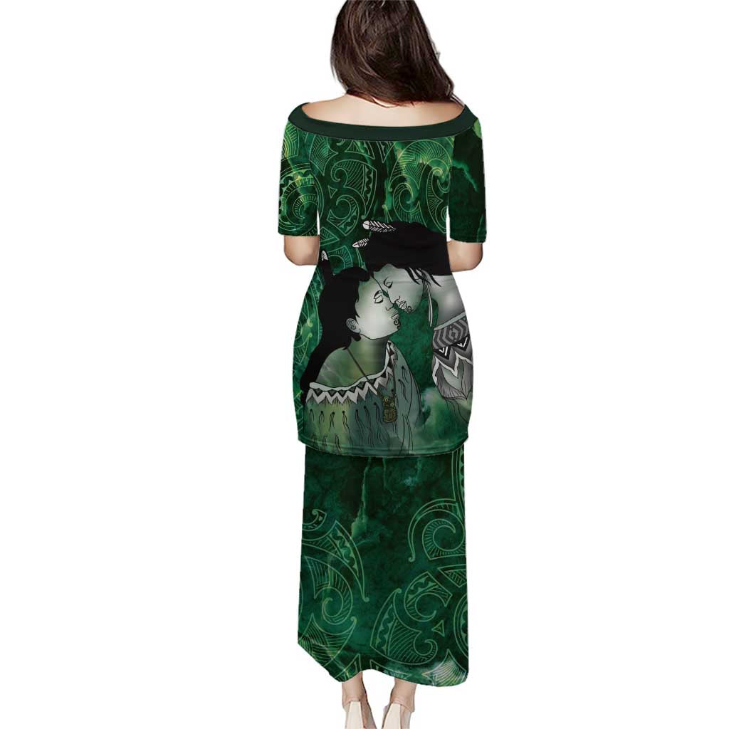 New Zealand Aroha Koe Mama Puletasi Maori Hongi - Pounamu