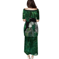 New Zealand Aroha Koe Mama Puletasi Maori Hongi - Pounamu