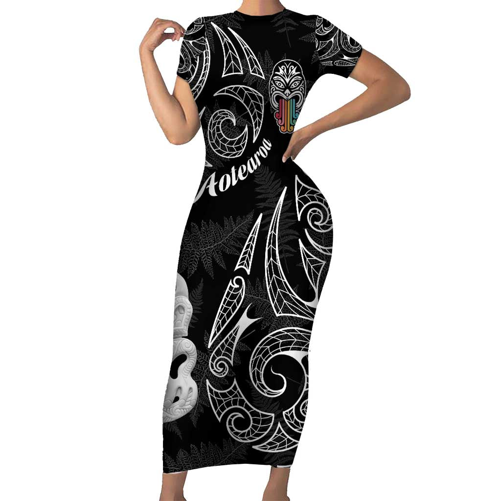 Kia Hara Te reo Maori Short Sleeve Bodycon Dress Manaia Moko Pattern LT7 Long Dress Black - Polynesian Pride