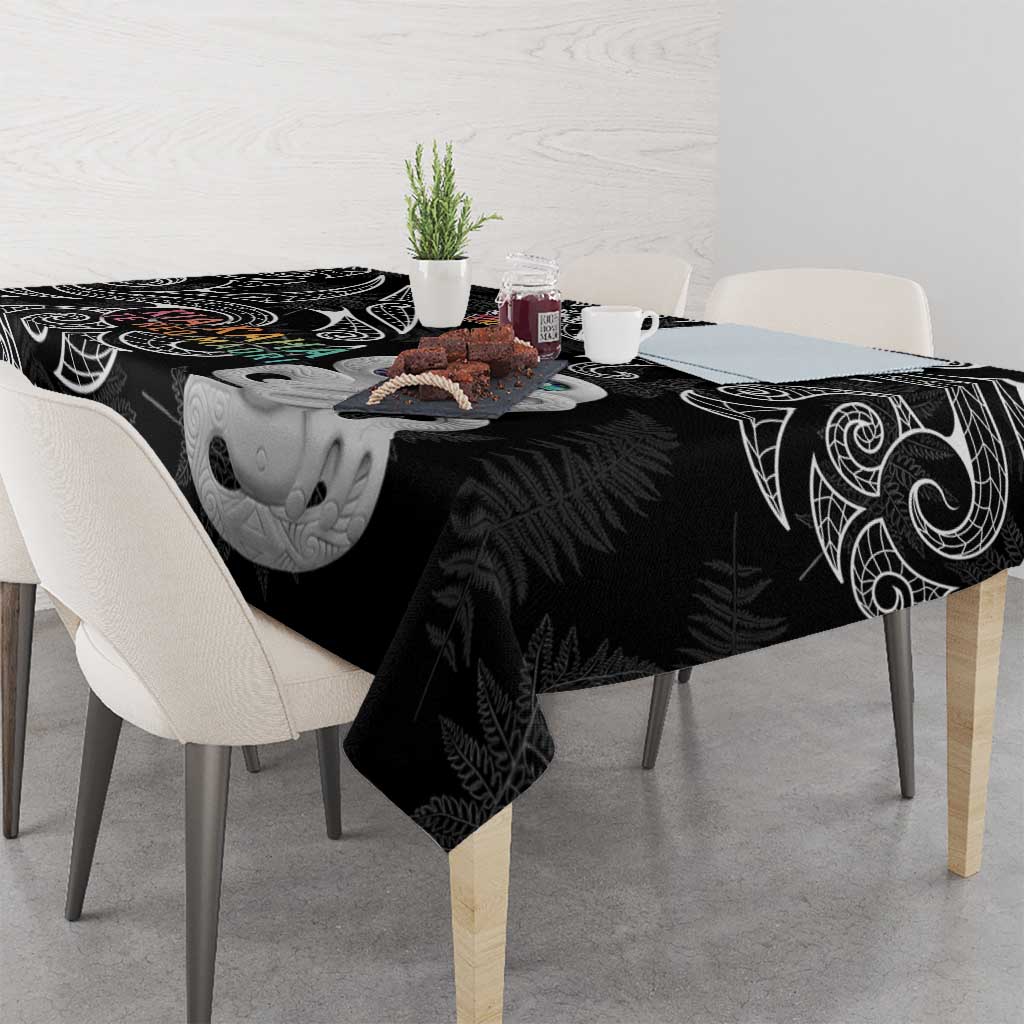 Kia Hara Te reo Maori Tablecloth Manaia Moko Pattern