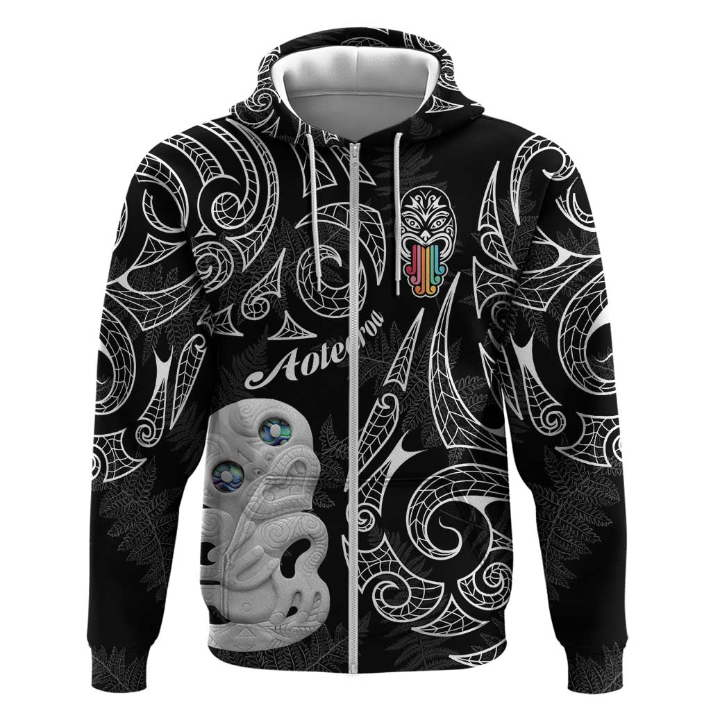 Kia Hara Te reo Maori Zip Hoodie Manaia Moko Pattern LT7 Zip Hoodie Black - Polynesian Pride