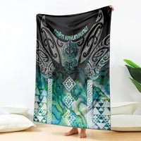 Aotearoa Maori Iwi Heritage Blanket Ngati Kahungunu Paua Shell Turquoise