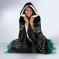 Aotearoa Maori Iwi Heritage Hooded Blanket Ngati Kahungunu Paua Shell Turquoise