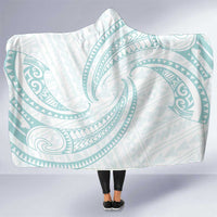 White Sunday Lotu Tamaiti Hooded Blanket Polynesian Wave Pastel Cyan - Polynesian Pride