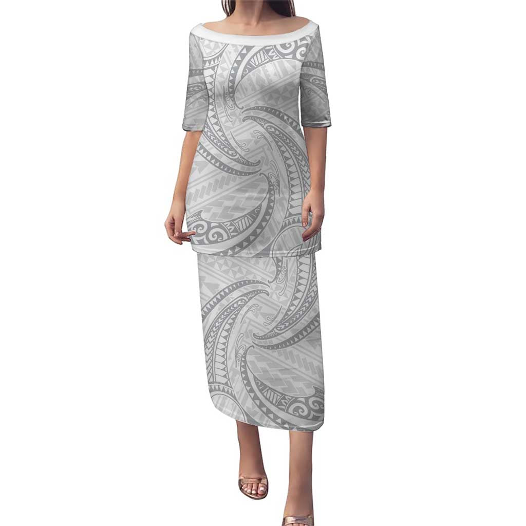 White Sunday Lotu Tamaiti Puletasi Polynesian Wave Pastel Gray - Polynesian Pride