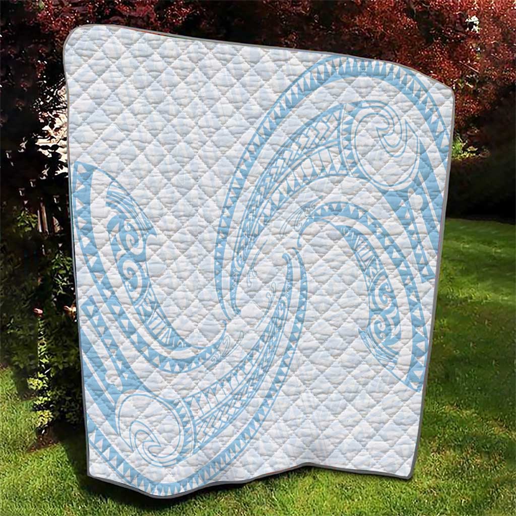 White Sunday Lotu Tamaiti Quilt Polynesian Wave Pastel Sky Blue - Polynesian Pride
