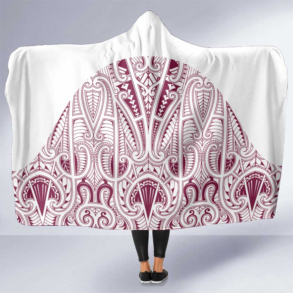 Queensland Maori Rugby Nga Hau e Wha Hooded Blanket White Motif LT9 One Size White - Polynesian Pride