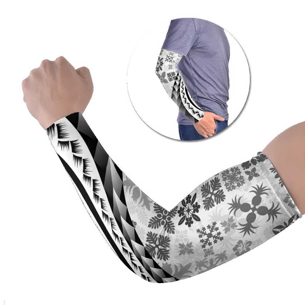 Black Hawaiian Quilt Pattern Arm Sleeves Mixed Polynesian Tribal Arty - Polynesian Pride