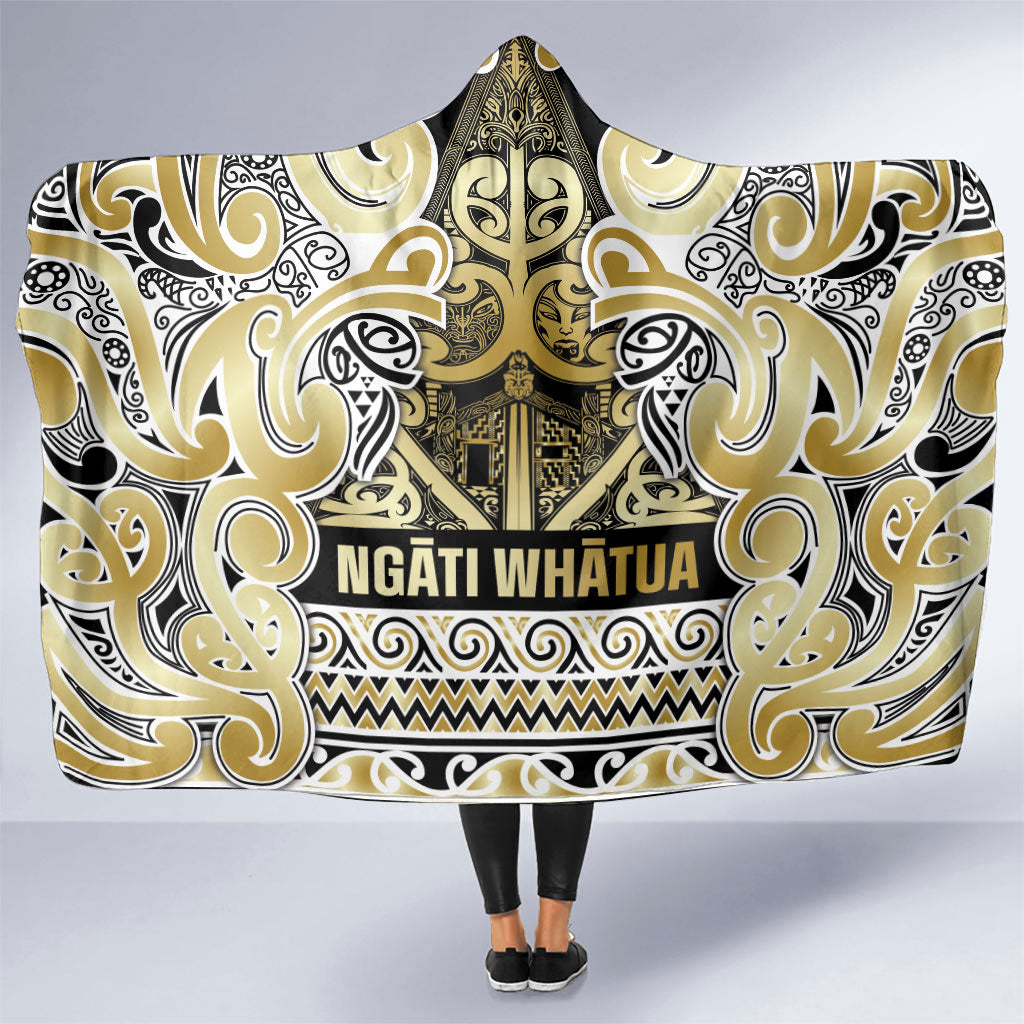 Aotearoa Iwi Ngati Whatua Hooded Blanket Maori Wharenui House Tribal Pattern LT9 One Size Gold - Polynesian Pride