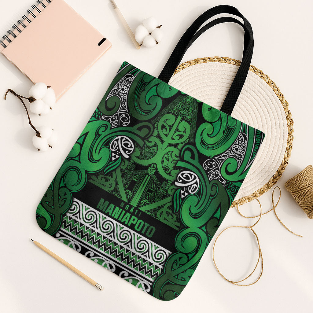 Aotearoa Iwi Ngati Maniapoto Tote Bag Maori Wharenui House Tribal Pattern LT9 Black Strap One Size Dark green - Polynesian Pride