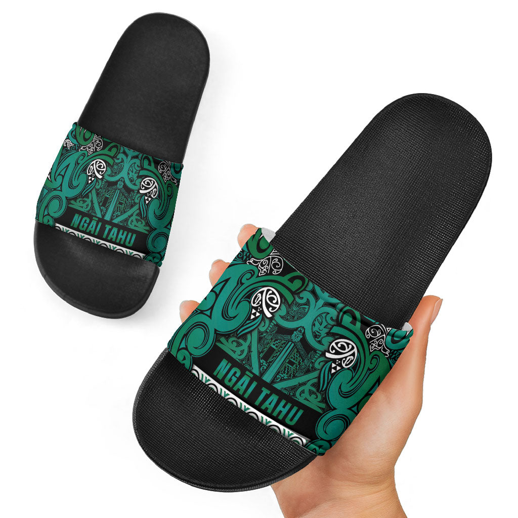 Aotearoa Iwi Ngai Tahu Slide Sandals Maori Wharenui House Tribal Pattern