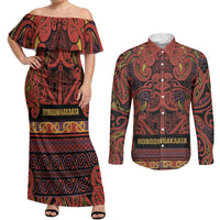 Aotearoa Iwi Rongowhakaata Couples Matching Off Shoulder Maxi Dress and Long Sleeve Button Shirt Maori Wharenui House Tribal Pattern LT9 Brick Red - Polynesian Pride