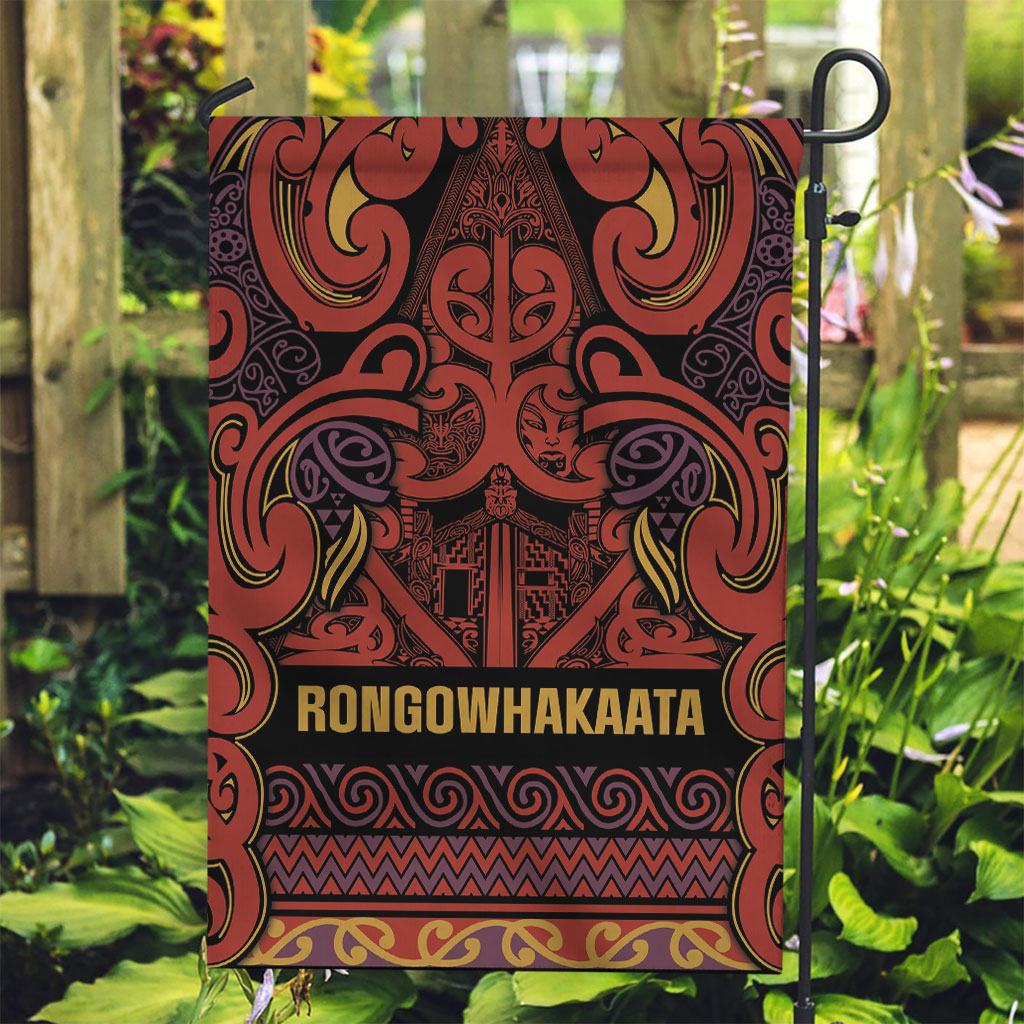 Aotearoa Iwi Rongowhakaata Garden Flag Maori Wharenui House Tribal Pattern LT9 Garden Flag Brick Red - Polynesian Pride